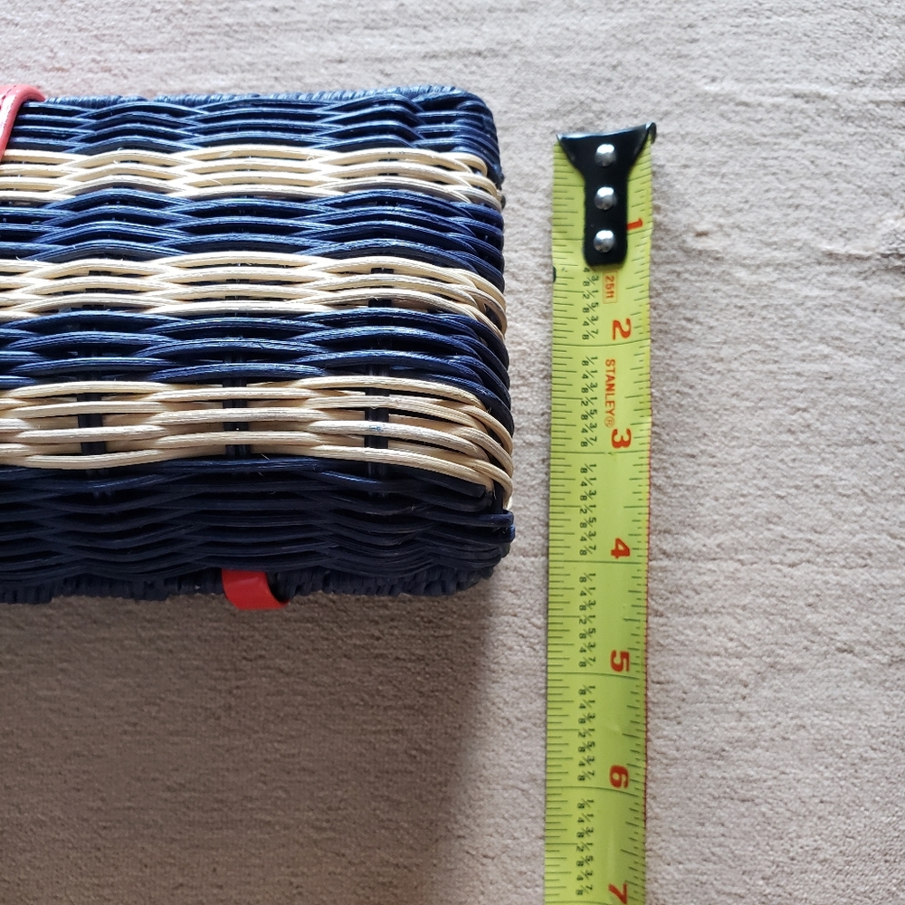 NWOT J.Crew Navy & Beige Striped Rattan Clutch - Picture 7 of 9